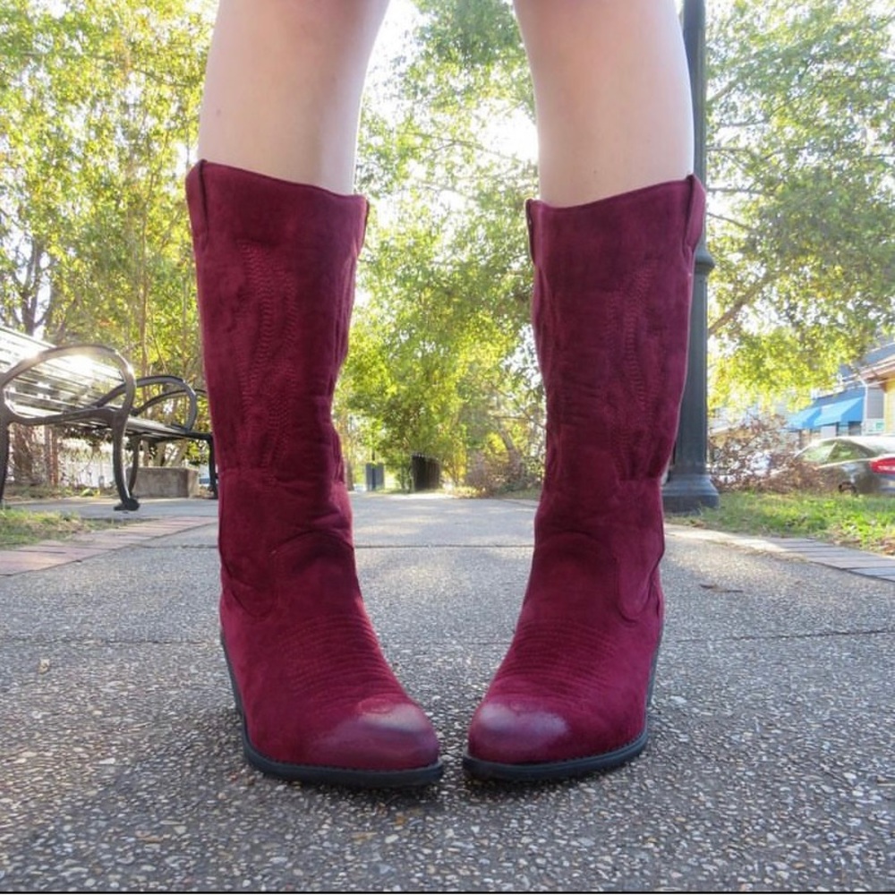 Red Cowboy Boots 🤠 👢